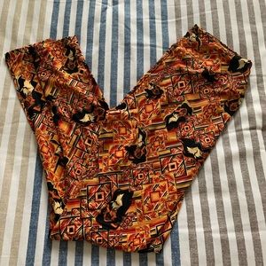 NWOT LuLaRoe OS Disney Lion King Leggings - Scar